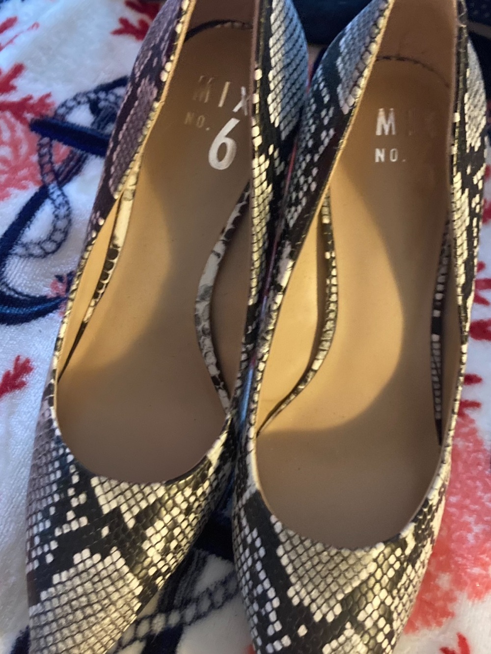 Mix No. 6 Black and White Snake-Print Pointed-Toe Pumps